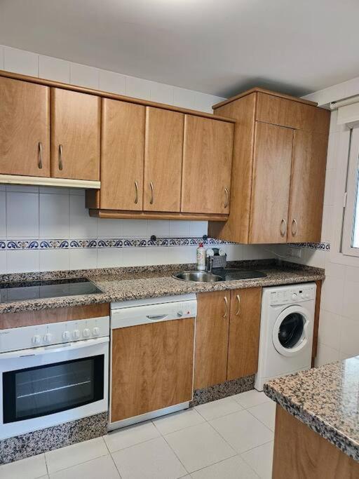 Benalmadena Apartment 66M2 Terrace 16M2 Sea View 200M From The Beach Buitenkant foto